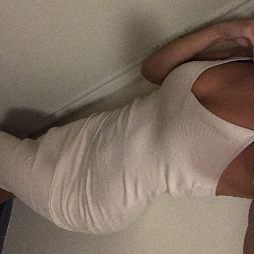 Long spaghetti strap beige dress ✨